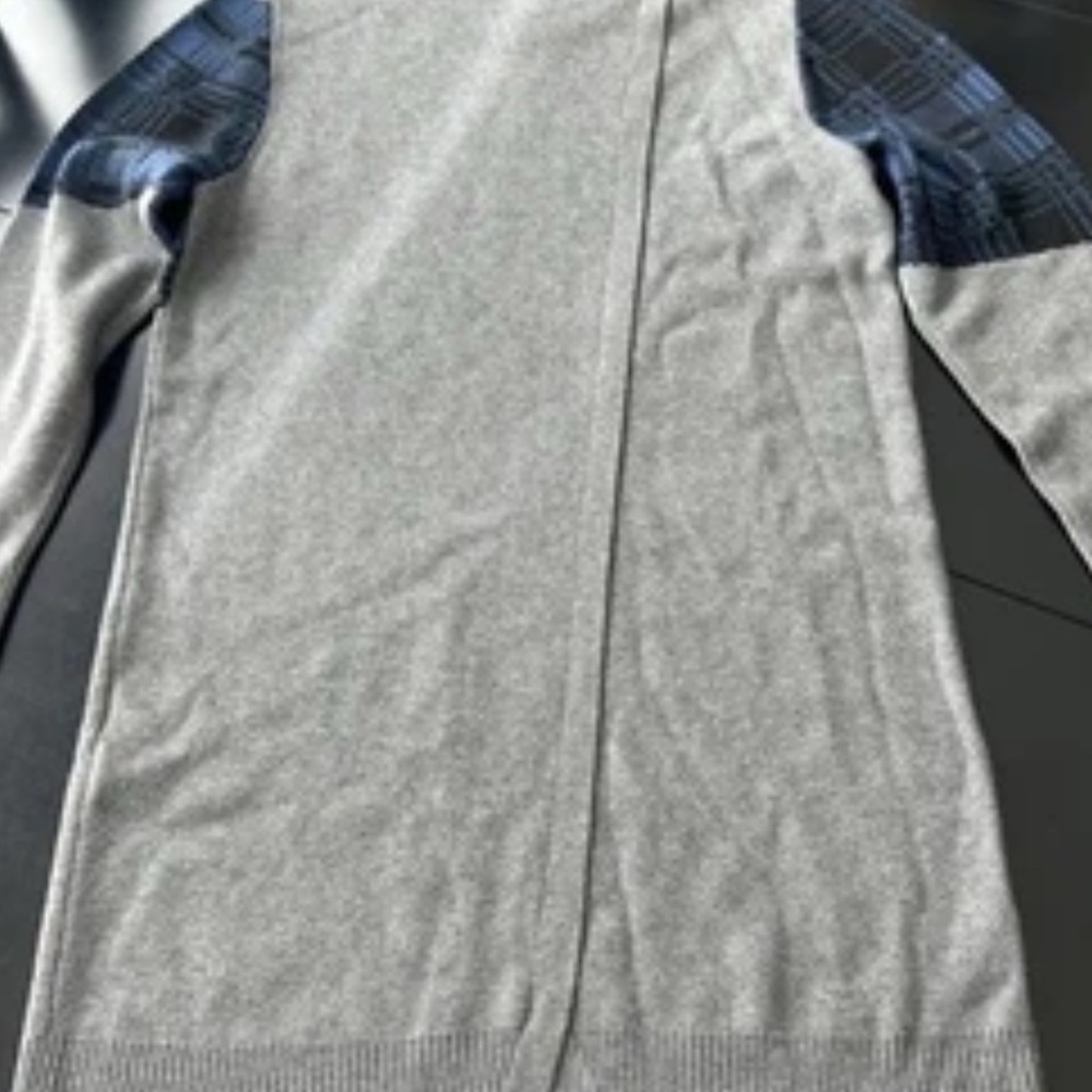 Sweater Dress‎ L Above Knee Gray With Asymetric Blue Plaid Detail Large - Picture 8 of 10